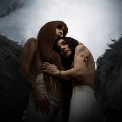 Giolì, Assia - Magnetic Field