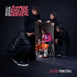 Medial Banana, Mad Heads - No More War