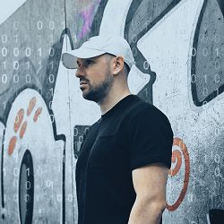 Satelibra - Трафік