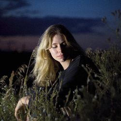 Sophi Lozina - На коліях