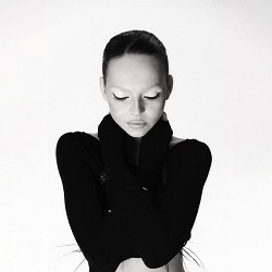 Takaya - в полоні